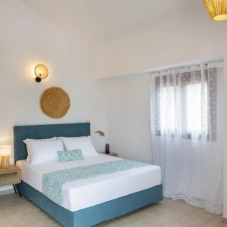 Bergamot & Myrtillo With Shared Pool,afitos #feelslikehome