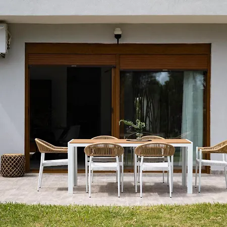 Bergamot & Myrtillo With Shared Pool,afitos #feelslikehome * Áfitos