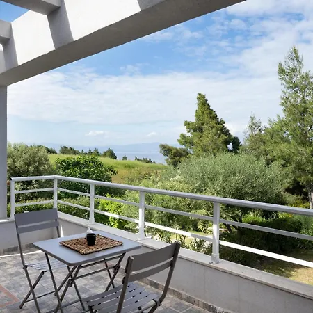 Bergamot & Myrtillo With Shared Pool,afitos #feelslikehome Villa Afytos