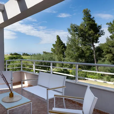 Villa Bergamot & Myrtillo With Shared Pool,afitos #feelslikehome Afytos