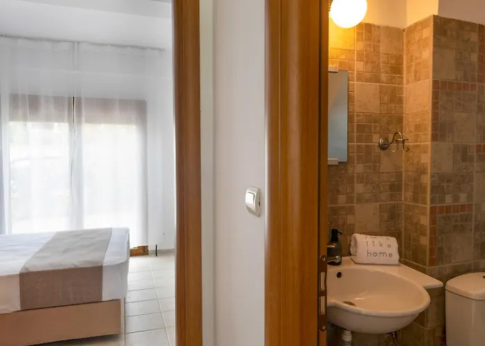 Bergamot & Myrtillo With Shared Pool,afitos #feelslikehome Afytos