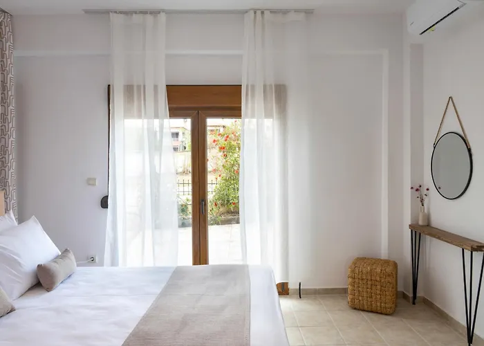 Villa Bergamot & Myrtillo With Shared Pool,afitos #feelslikehome