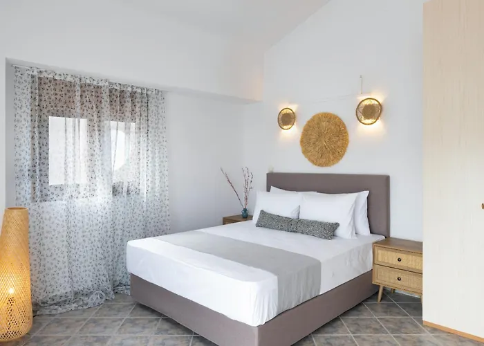 Villa Bergamot & Myrtillo With Shared Pool,afitos #feelslikehome