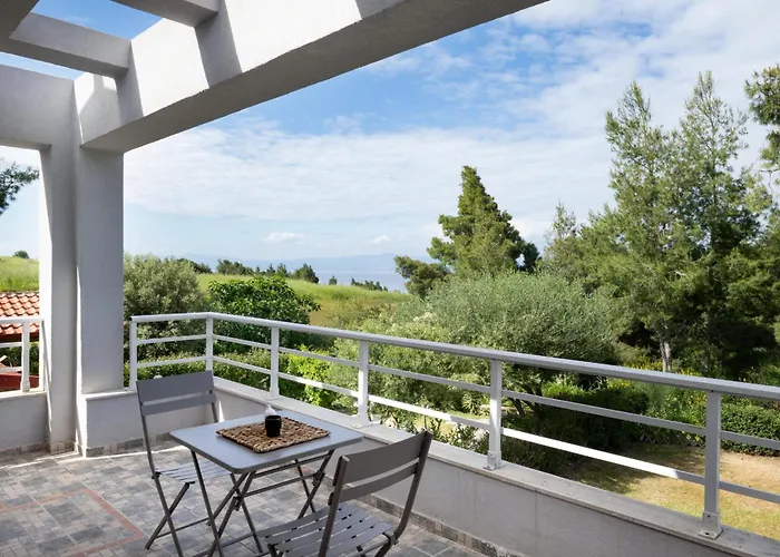 Bergamot & Myrtillo With Shared Pool,afitos #feelslikehome Villa Afytos