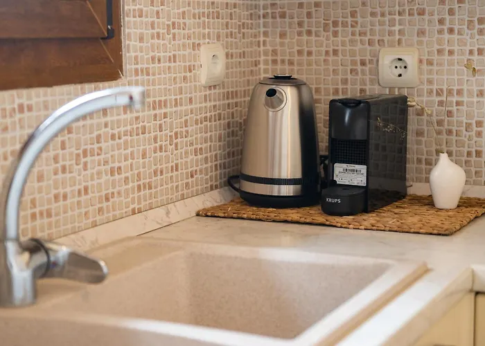 Bergamot & Myrtillo With Shared Pool,afitos #feelslikehome * Afytos