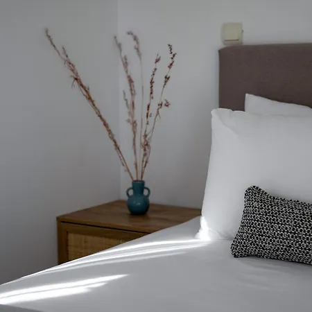 Bergamot & Myrtillo With Shared Pool,afitos #feelslikehome * Afytos