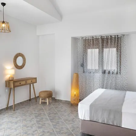 Bergamot & Myrtillo With Shared Pool,afitos #feelslikehome Villa *