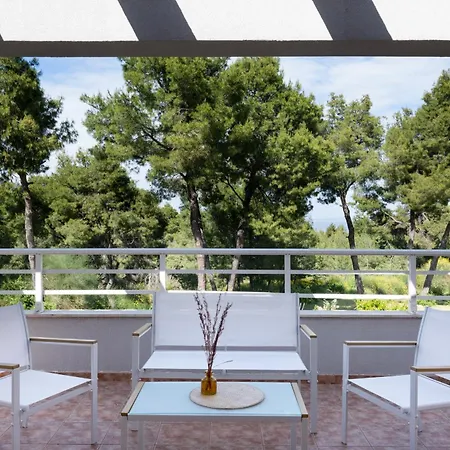 Bergamot & Myrtillo With Shared Pool,afitos #feelslikehome