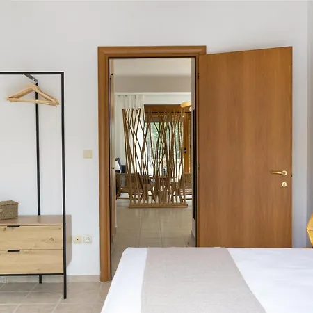 Bergamot & Myrtillo With Shared Pool,afitos #feelslikehome *