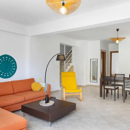 Bergamot & Myrtillo With Shared Pool,afitos #feelslikehome Villa *