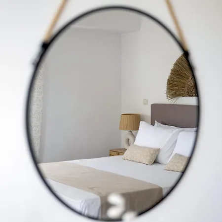 Bergamot & Myrtillo With Shared Pool,afitos #feelslikehome