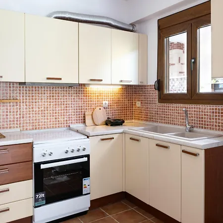 Bergamot & Myrtillo With Shared Pool,afitos #feelslikehome