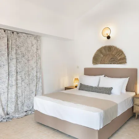 Villa Bergamot & Myrtillo With Shared Pool,afitos #feelslikehome